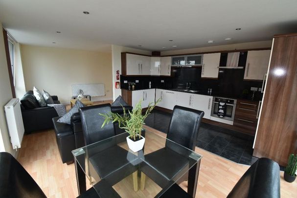 5 bedroom apartment to rent - Photo 1