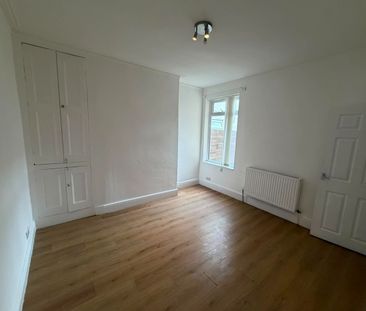 3 Bed Detached House, Cedardale Road, L9 - Photo 3