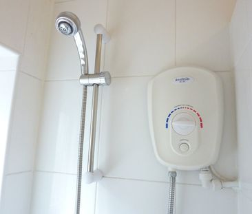 1 Bed Flat, Headstone Lane, HA2 - Photo 1