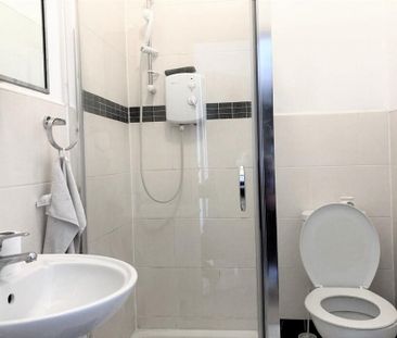 Studio Flat, Brancaster Road, SW16 - Photo 2