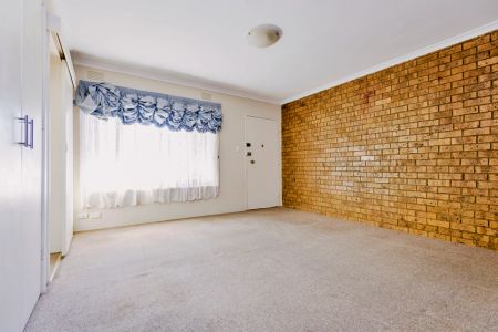 2Bedrooms, 1Bathrooms - Photo 2