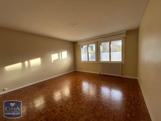 Location Appartement 2 pièces 56m² LAVAL 53000 - Photo 1