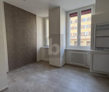 IN A QUIET DISTRICT CLOSE TO THE CENTER - Photo 2