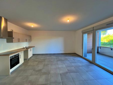 LAXOU : SPACIEUX APPARTEMENT T3 AVEC TERRASSE ET GARAGE EN RÉSIDENCE DE STANDING - Photo 5