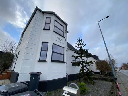 Totalrenoveret 4-værelses lejlighed i Vejgaard - Photo 3