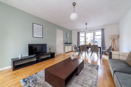 2 Bed Flat, Castlehaven Road, NW1 - Photo 2