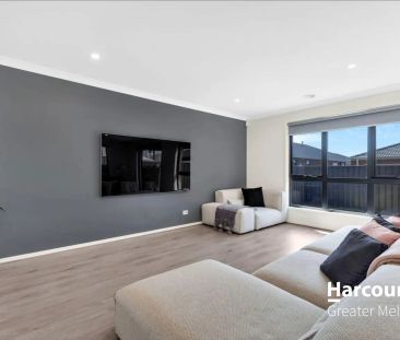 “Modern Family Living in Prime Werribee Location” - Photo 5