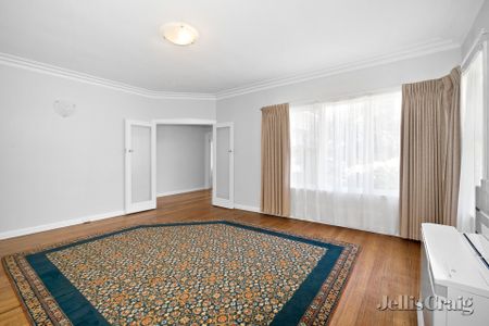 4 Lambert Street, Wendouree - Photo 3