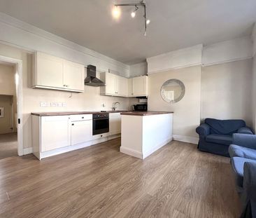 2 double bedroom first floor flat, Acton Lane, London, W3 8NX - Photo 5