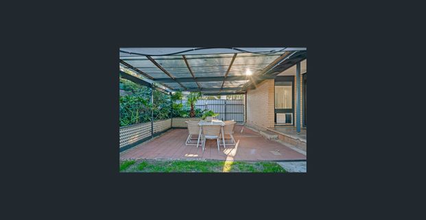 Spacious 4-Bedroom Family Home– Available 12 December - Photo 1