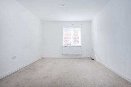 3 bedroom house to rent The Pines, Cringleford, Norwich, NR4 - Photo 3