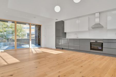 3 bedroom apartment to rent - Photo 5