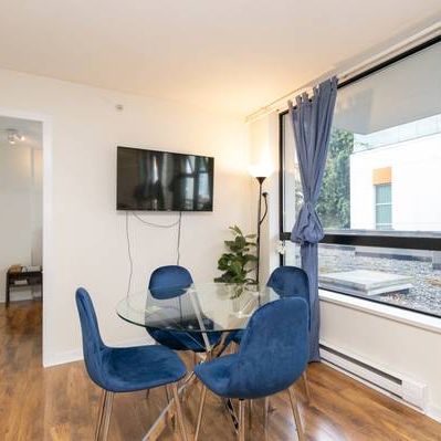 *2 Bed+Den / 2 Bath corner unit in Richards Street* - Photo 4