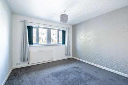 2 bedroom semi-detached house to rent - Photo 2