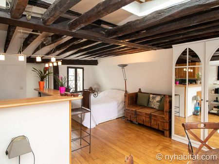 Logement à Paris, Location meublée - Photo 2