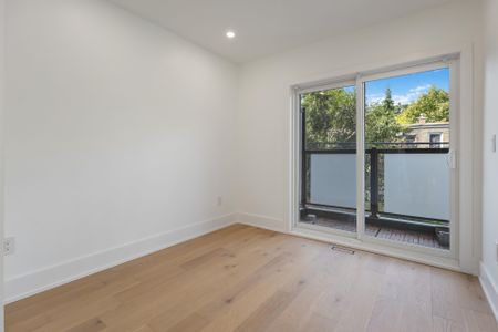 For Lease - 72 Jones Avenue Unit# Unit L, Toronto, Ontario - Photo 3