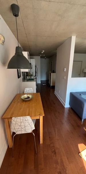 Bachelor très propre - 1380$ tout inclus - centre-ville - libre tout de suite - Photo 1