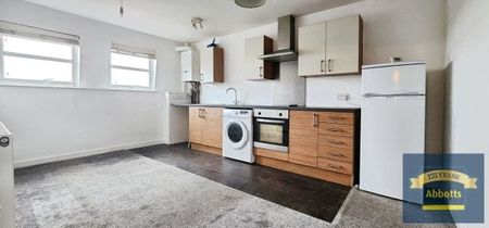 Wickham House, Colchester - Photo 3