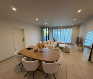 Appartement te huur - foto 2