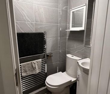 1 bedroom house of multiple occupation to rent - Photo 5