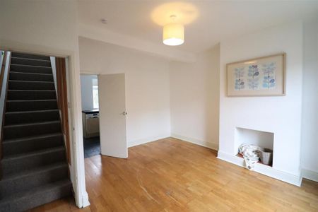 2 bedroom house to rent - Photo 2