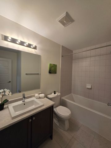 For Lease - 236 Vivant Street, Newmarket, Ontario - Photo 5