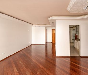 Apartamento, 138 m², 3 qts, 4 banh., 2 vagas, Setor Oeste - Photo 1