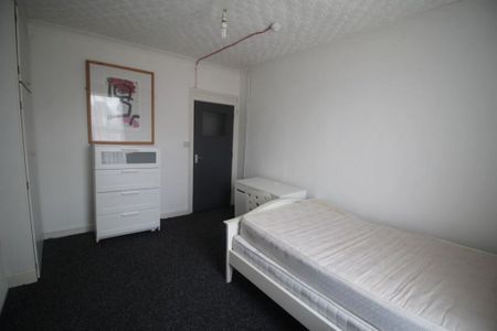 5 Bed Student Accommodation - Photo 4