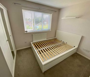 2 bedroom semi-detached house to rent - Photo 6