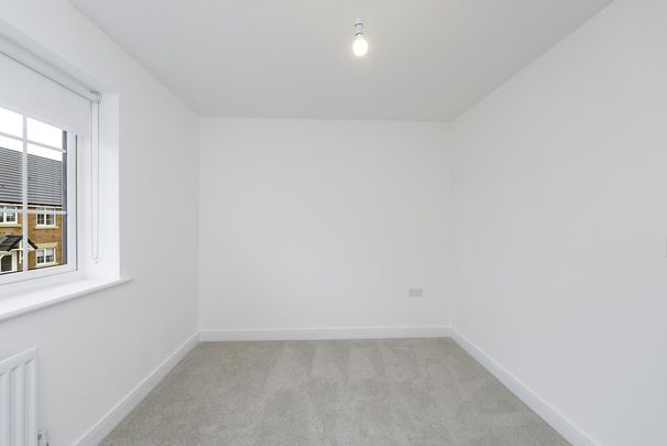 2 bedroom semi-detached house to rent - Photo 1