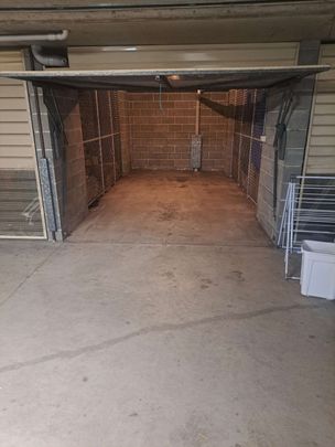 Toongabbie - Photo 1