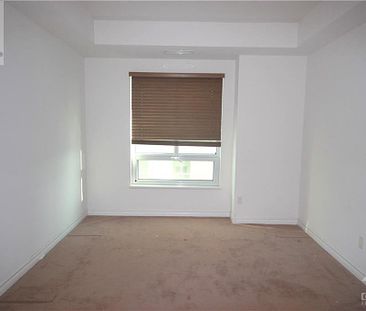 200 RIDEAU Street Unit 812, Ottawa, Ontario K1N5Y1 - Photo 1