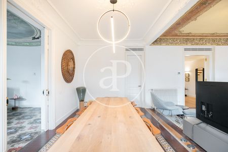 Duplex for Rent on Ausiàs Marc Street, Barcelona - Photo 4