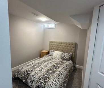 For Lease - 53 Burnaby Drive Unit# Basement, Georgina, Ontario - Photo 2