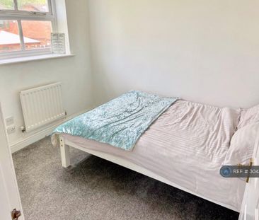 3 bedroom end of terrace house to rent - Photo 6
