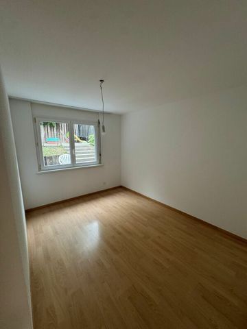 Well-maintained 4.5-room apartment on the ground floor in an idyllic location - Photo 4