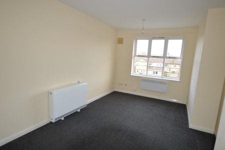 Bradgate Drive, Wigston - Photo 4