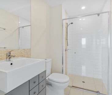 TWO BEDROOM, TWO BATHROOM UNFURNISHED UNIT IN THE HEART OF PALM BEACH - Photo 6