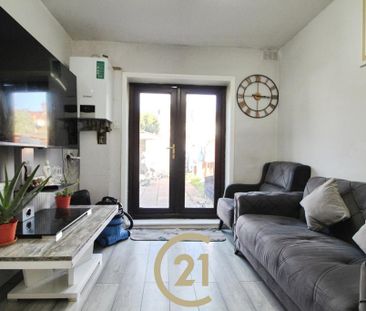 4 bedroom house to rent - Photo 3