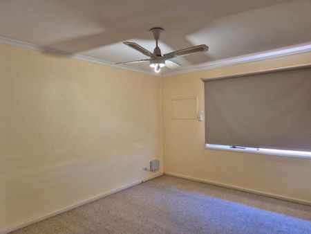 28 Kirwan Crescent, Port Augusta West SA 5700 - Photo 4