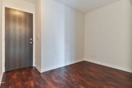 For Lease - 105 The Queensway N/A Unit# 2516, Toronto, Ontario - Photo 4
