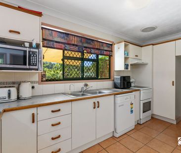 Warm & Welcoming House in Picturesque Terranora - Photo 1