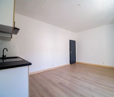 Location Appartement 2 pièces 46m² - Photo 3