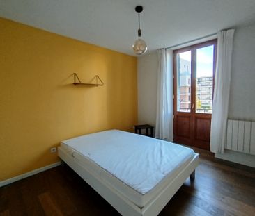 Location Appartement 3 pièces 84m² - Photo 4