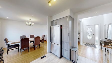 For Lease - 35 Palgrave Crescent, Brampton, Ontario - Photo 5