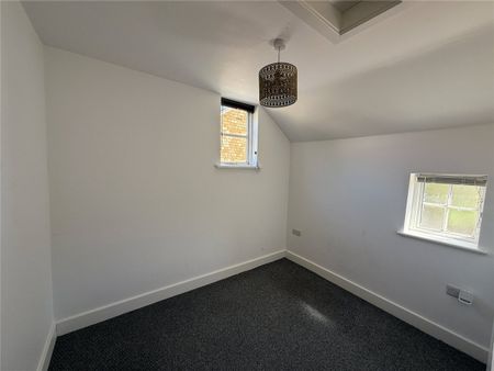 Eyres Yard, King Street, Newark, Notts, NG24 - Photo 3