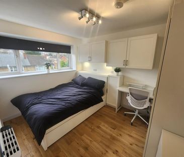 Orchard Gardens, Bristol - Photo 1