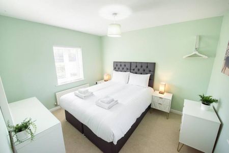 3 bedroom detached house to rent - Photo 3