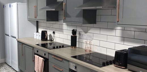 1 bedroom in a house share to rent - Photo 2