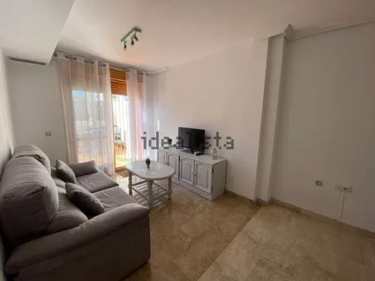 Alquiler de piso en Calle los Girasoles - Photo 1